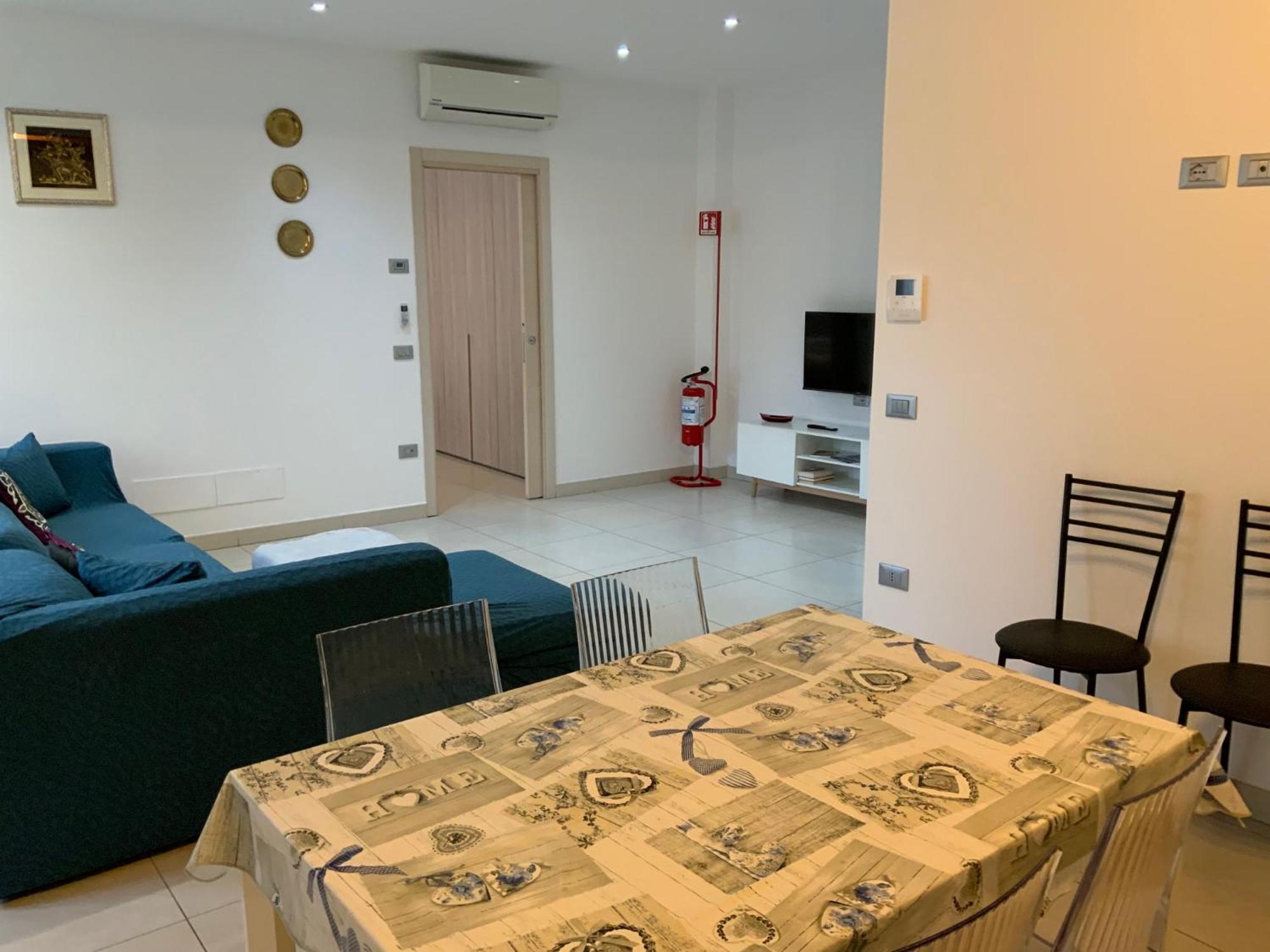 Palazzo Penzo Bellemo Apartment คิออกเจีย ภายนอก รูปภาพ