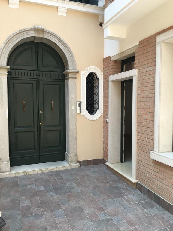 Palazzo Penzo Bellemo Apartment คิออกเจีย ภายนอก รูปภาพ